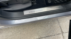 Peugeot 3008 1.2 PureTech Allure Premium+ 5dr EAT8 Petrol Estate